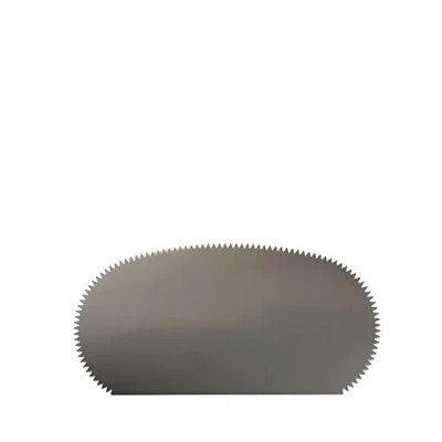 Rein en aluminium dentelé