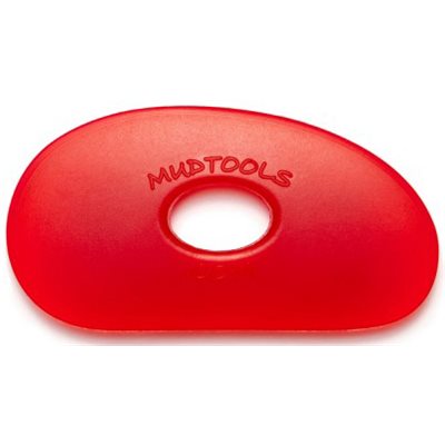 Petit rein en silicone souple de couleur rouge fabriqué par Mudtools pour lisser l'argile façonnée ou tournée au tour à poterie.